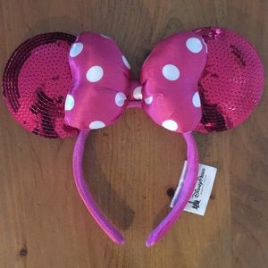 Like new Disney Mickey Mouse ears